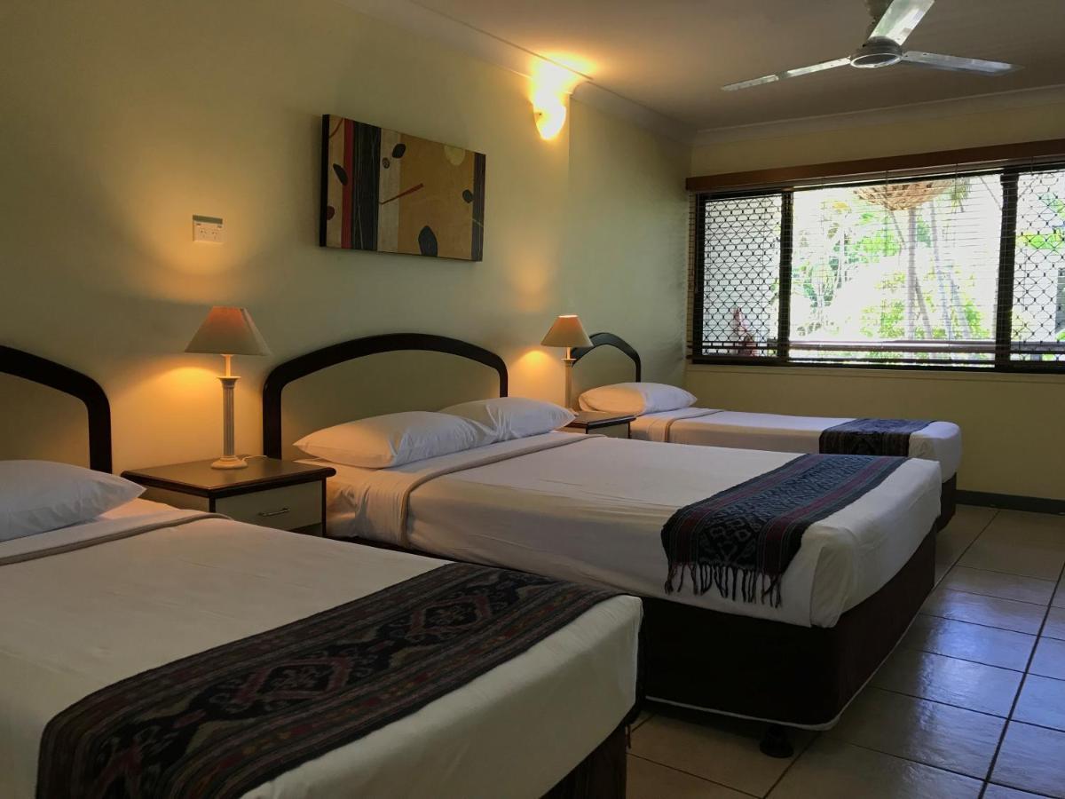 Bay Village Tropical Retreat & Apartments Cairns Exteriör bild